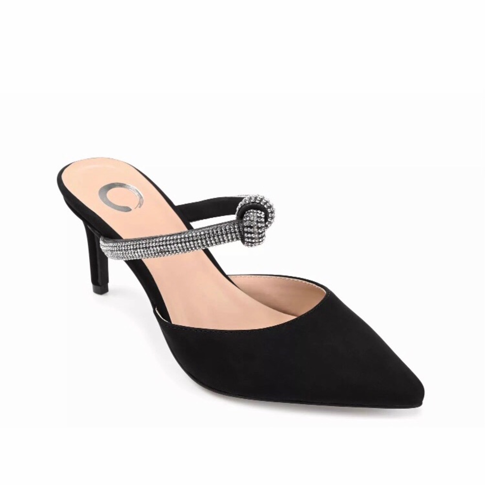 ✨NWT✨ Journee Collection Lunna Pump